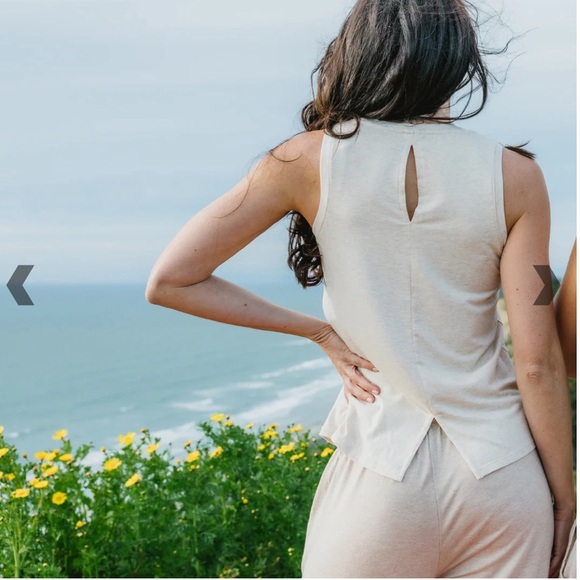 Slightly Buddha Bamboo Flow Tank ~ Lotus Woman’s Sz S Yoga Tank Top Boho Hippie - Picture 2 of 8